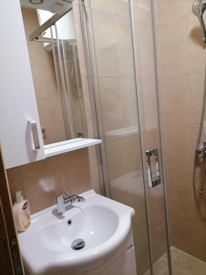 Apartmani 15 采蒂涅 外观 照片