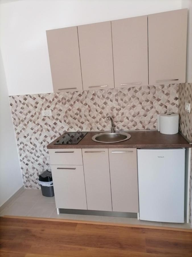 Apartmani 15 采蒂涅 外观 照片