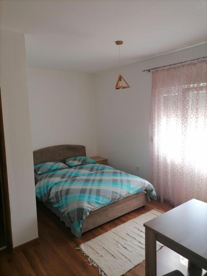 Apartmani 15 采蒂涅 外观 照片