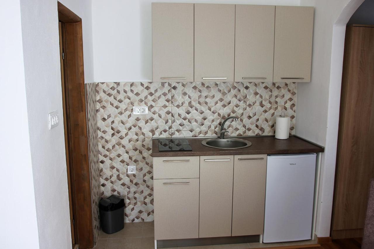 Apartmani 15 采蒂涅 外观 照片