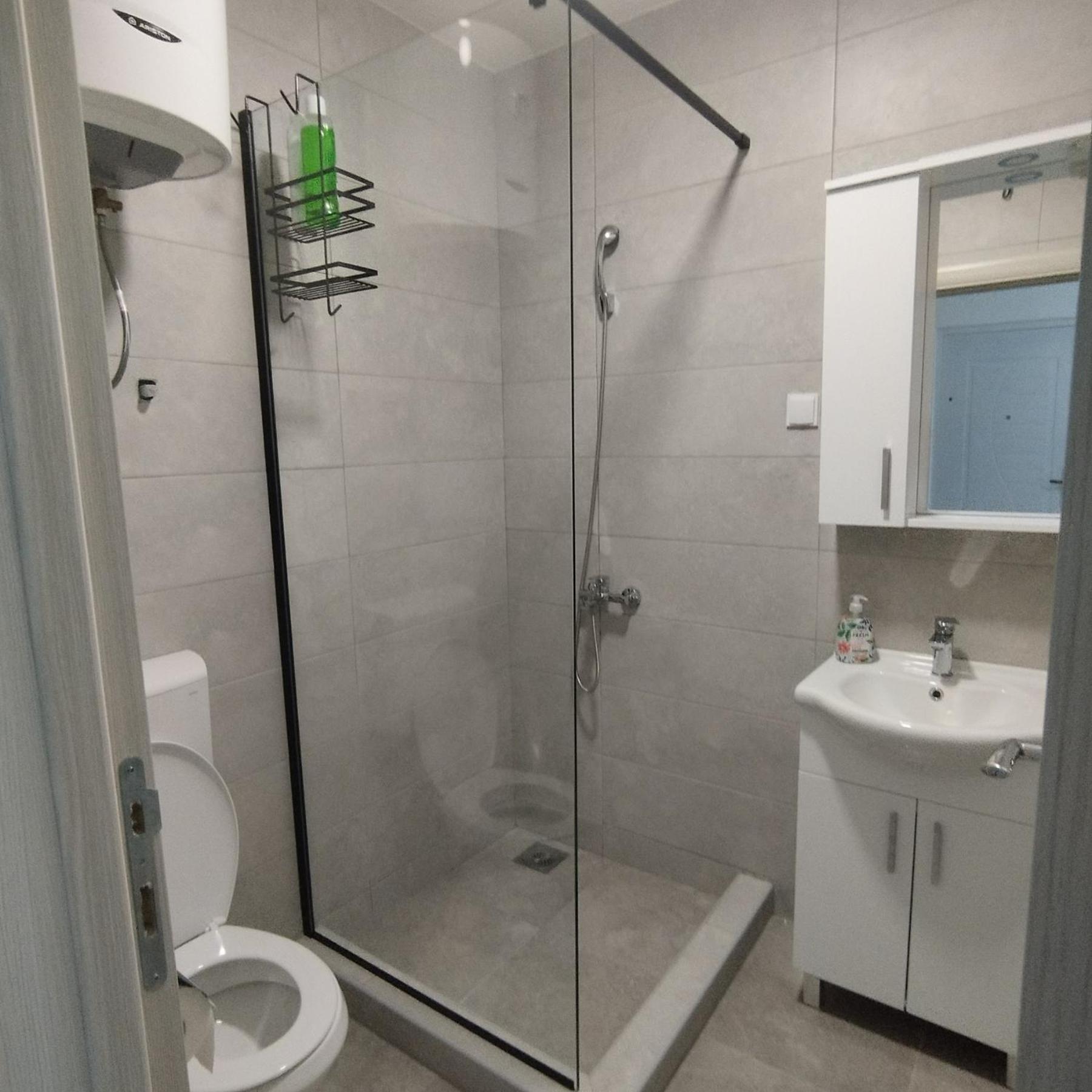 Apartmani 15 采蒂涅 外观 照片